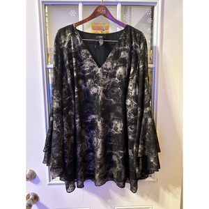 Alfani Flutter Sleeve Abstract Top